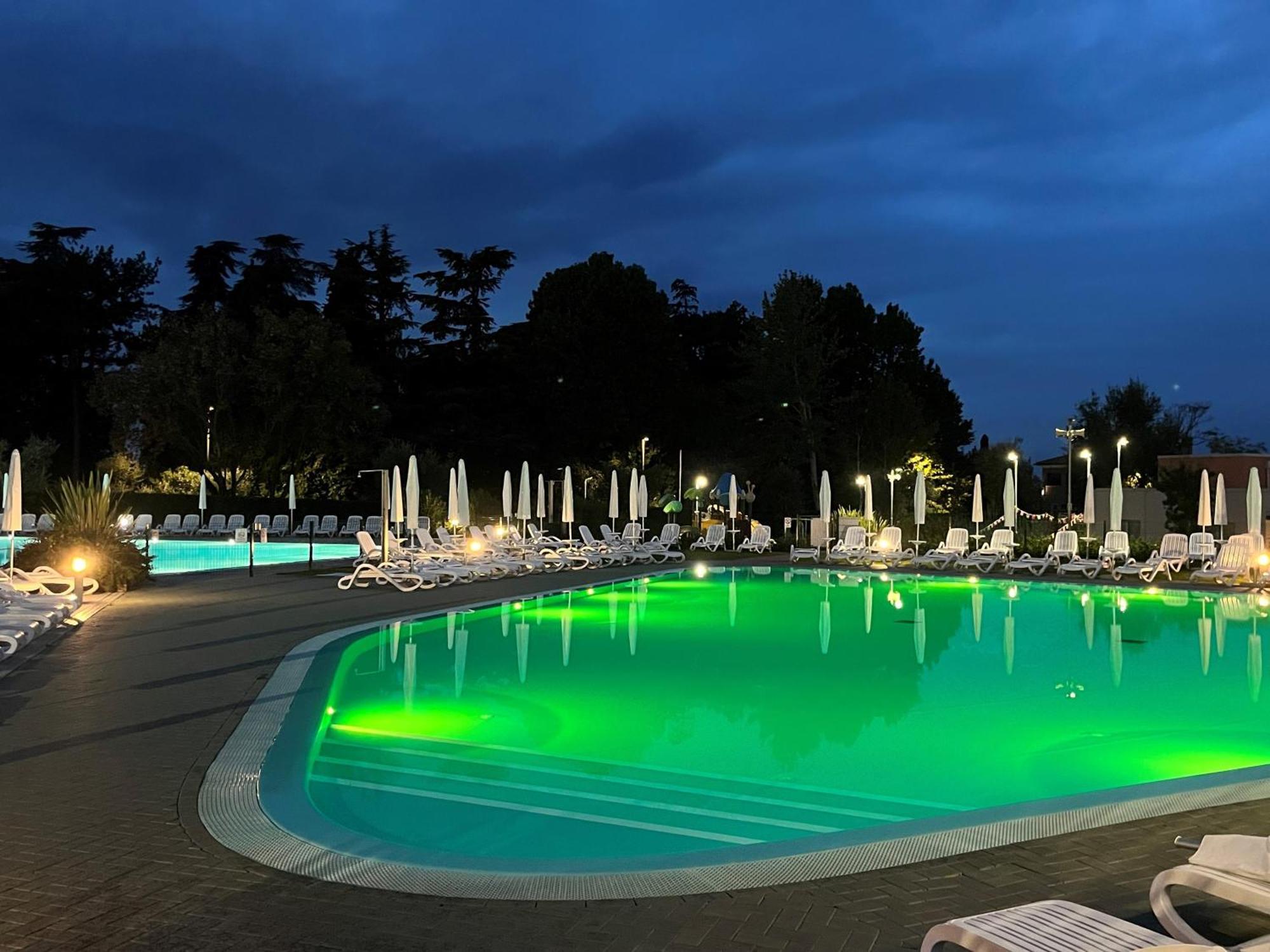 Sisan Family Resort Bardolino Dış mekan fotoğraf